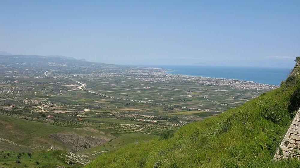 תצפית לכיוון מפרץ קורינתוס ממבצר אַקרוֹקוֹרינתוֹס