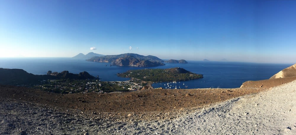 האיים האֶאוֹליים