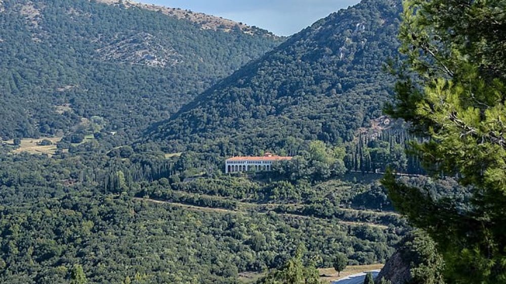 מנזר לאבְרָה הקדושה