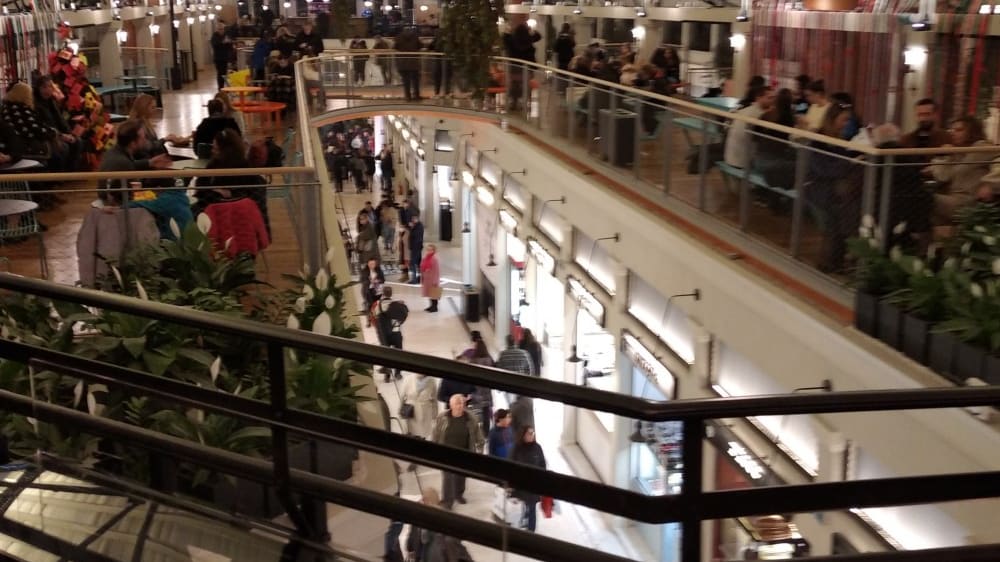 שוק מוֹדיאָנוֹ המשופץ