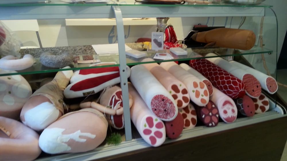 "מוצרי בשר" ב-Aufschnitt