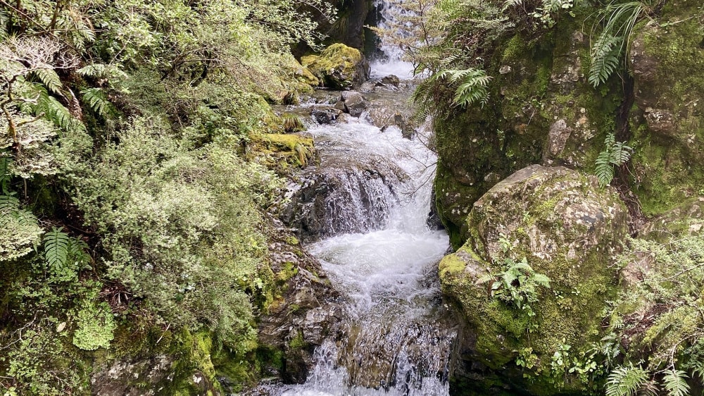 מפל ערוץ אָוולָאנש