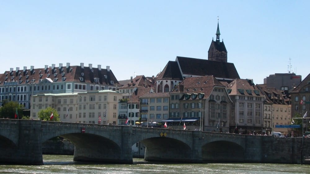 באזל - מבט מהנהר ריין