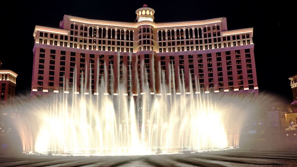 המזרקות במלון בלאג׳יו