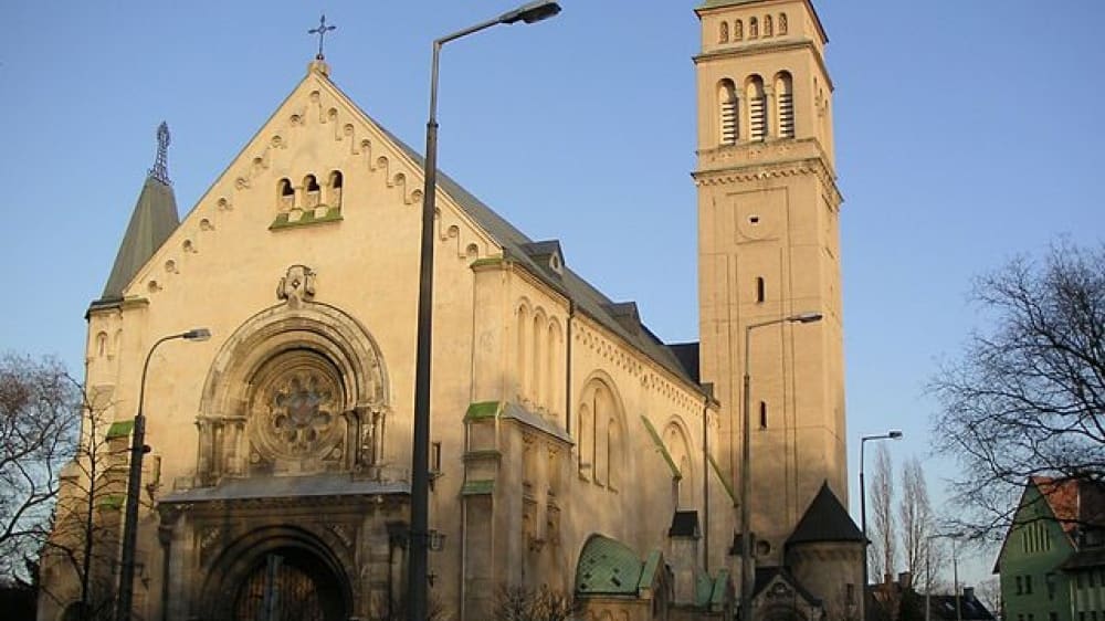 כנסיית הקהילה ביוֹזֶ׳פבארוֹש