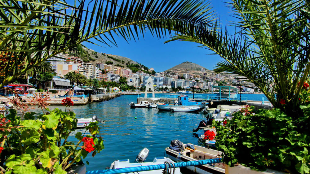 מבט מהטיילת אל המפרץ