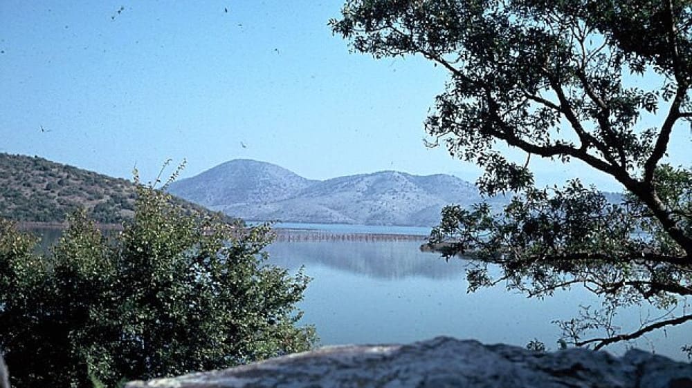 אגם בוּטְרינְט