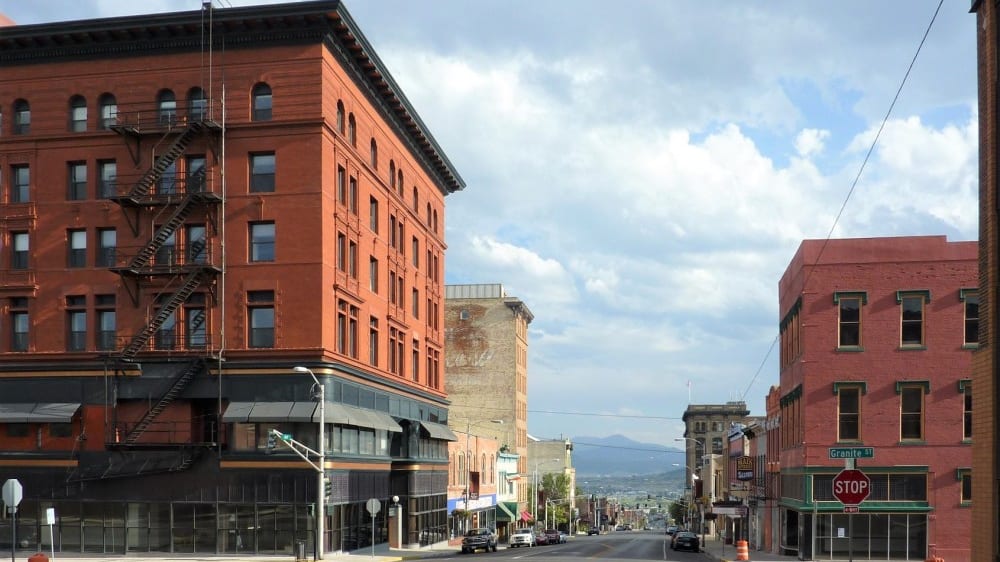 באט (בּיוּט)