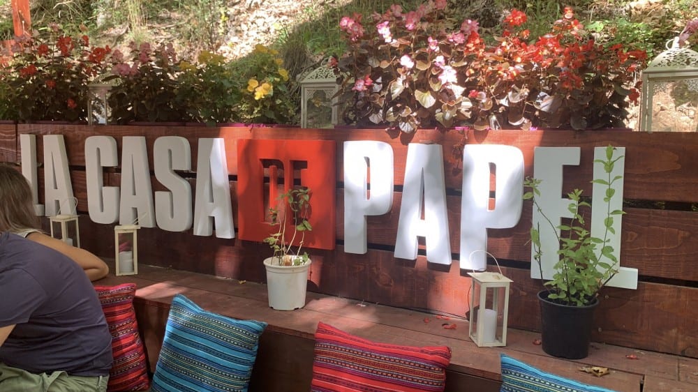 בהשראת "בית הנייר". קפה בפארק פבליאני