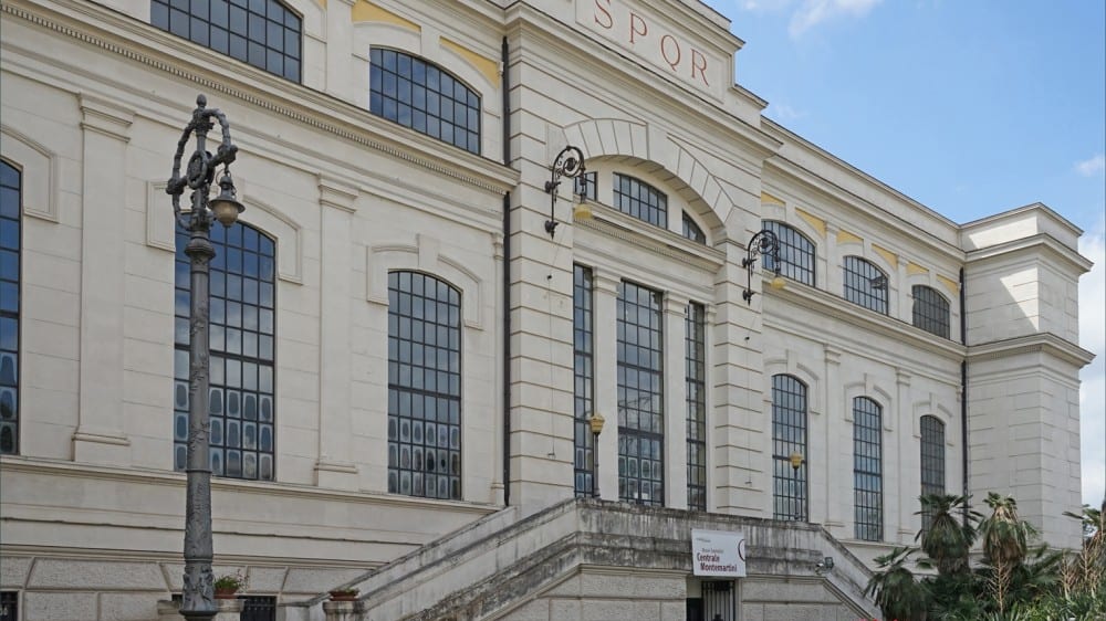 צֶ'נטרָלֶה מוֹנטֶמרטיני