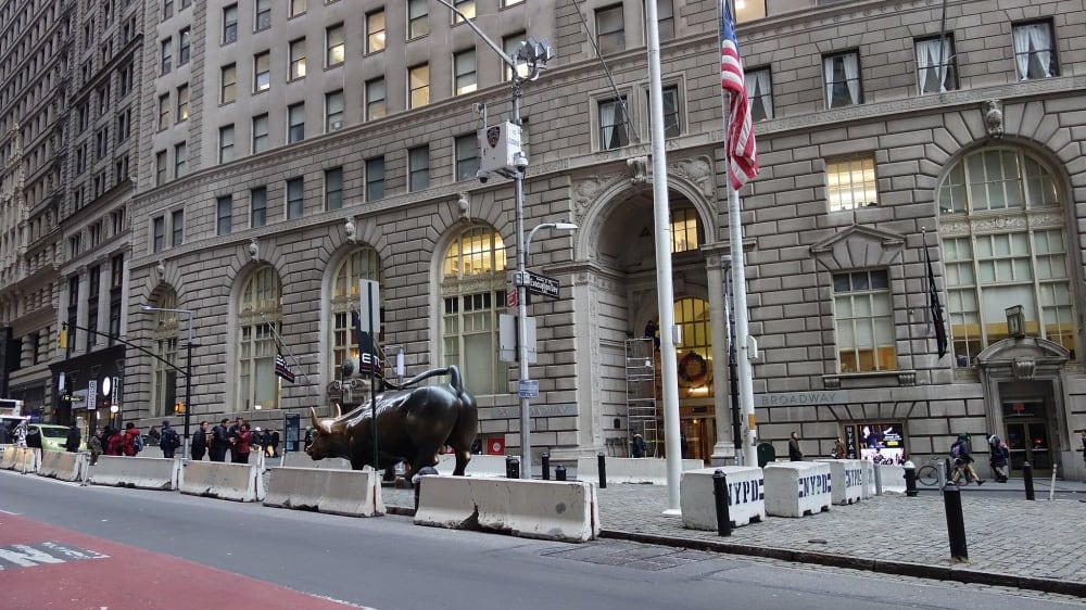 פסל השור המסתער