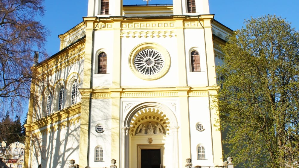 כנסיית העלייה לשמיים במריאַנסקֶה לאזְנֶה