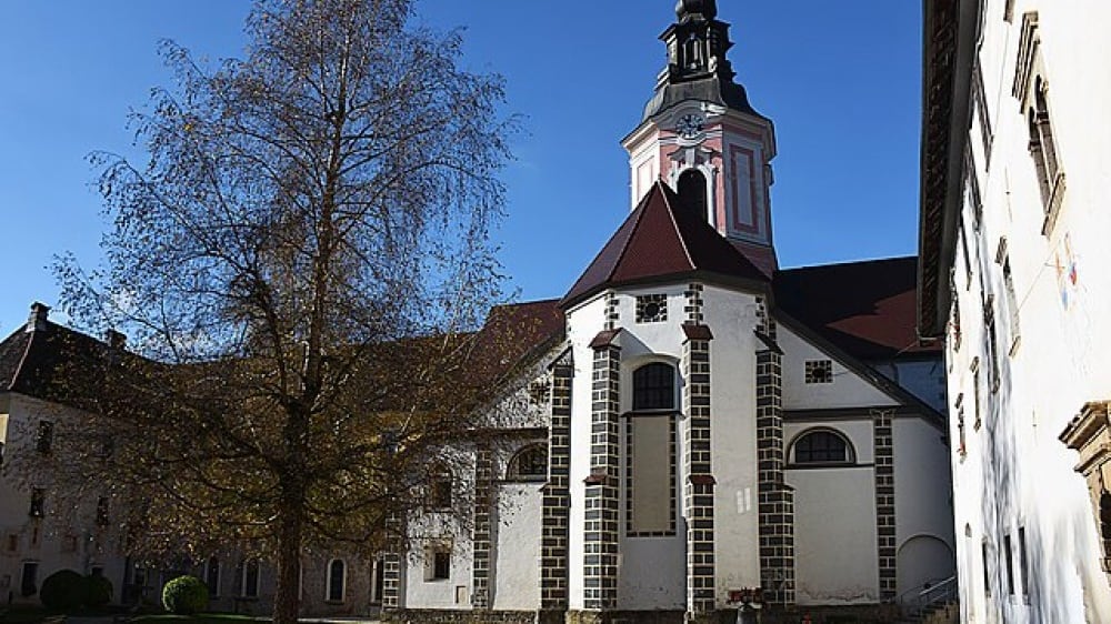 מנזר סטיצ׳נָה