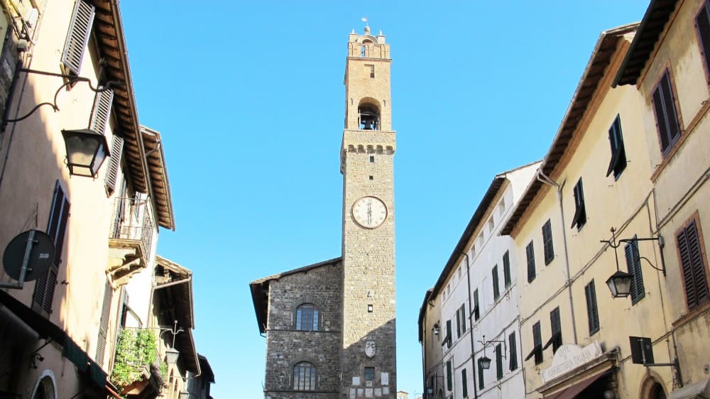 פּאלאצוֹ קוֹמוּנאלֶה