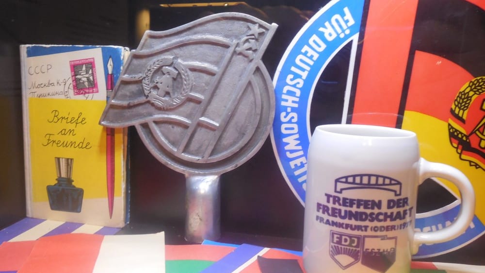 מזכרות מגרמניה המזרחית