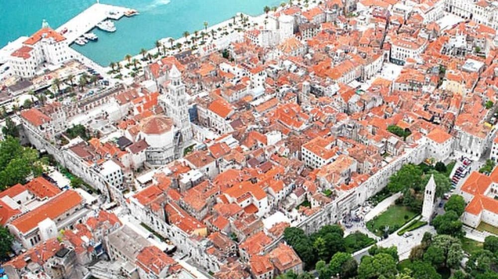 ארמון דיוֹקלֶטיאנוּס