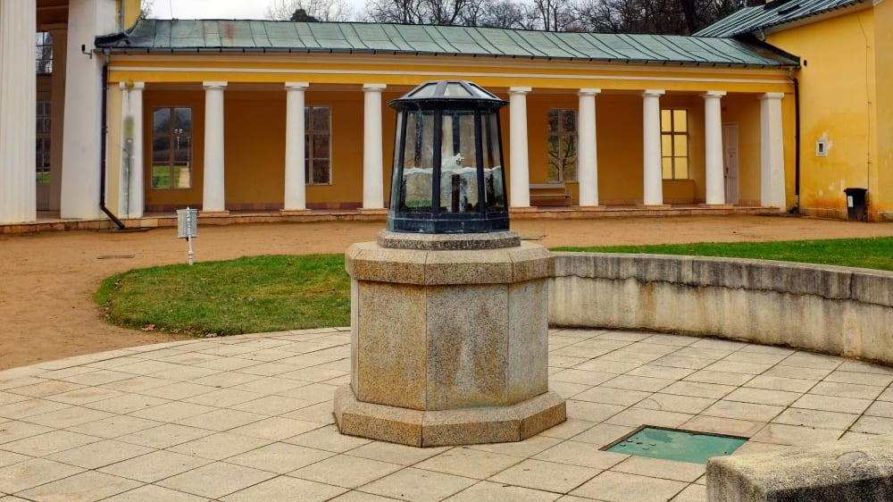 קולונאדת הספא במריאַנסקֶה לאזְנֶה