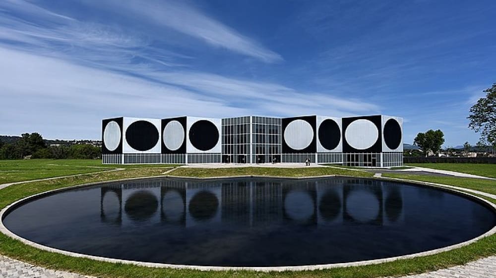 פונדאסיון ואסארלי