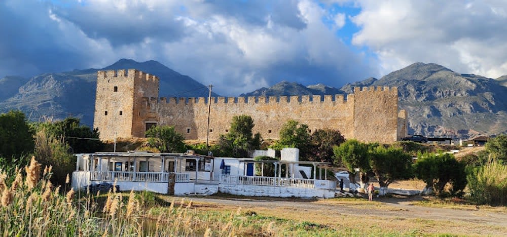 טירת פְרָנְגוֹקָסְטֶלוֹ