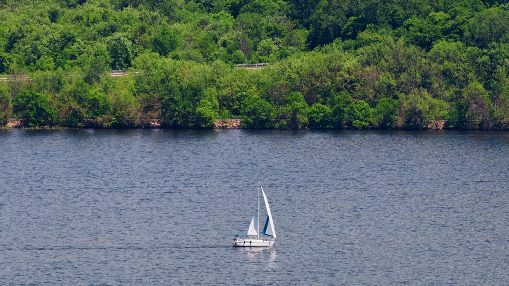 אגם פֶּפּין בפארק המדינה פרוֹנטֶנאק