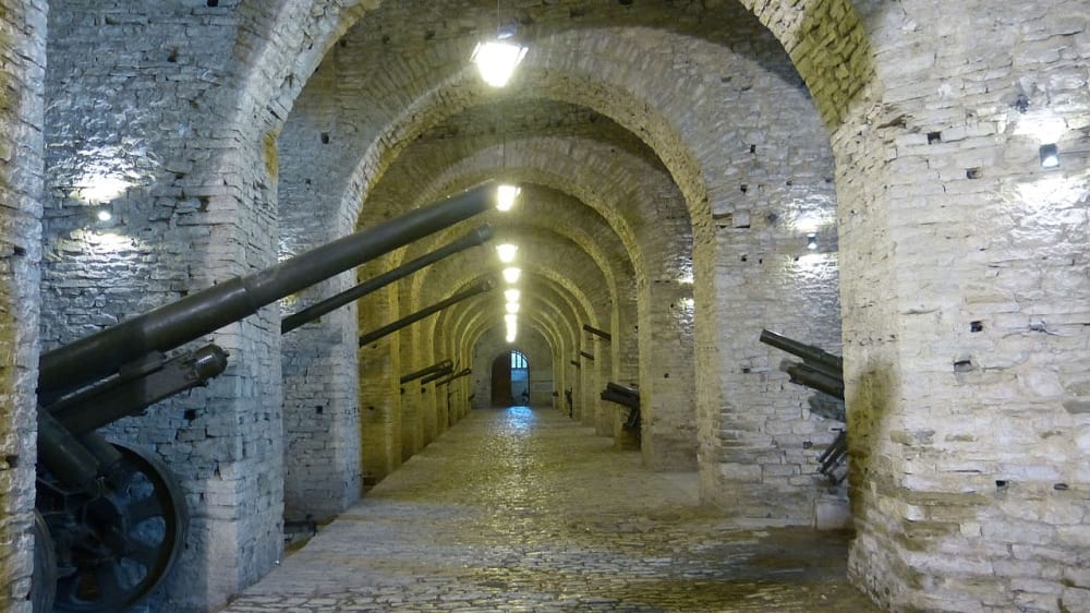 מוזיאון ג׳ירוֹקָסְטְרָה