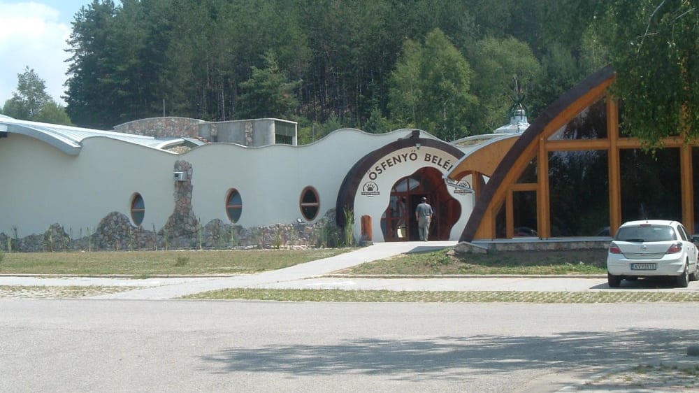 מרכז המבקרים של שמורת המאובנים איפּוֹיטארנוֹץ