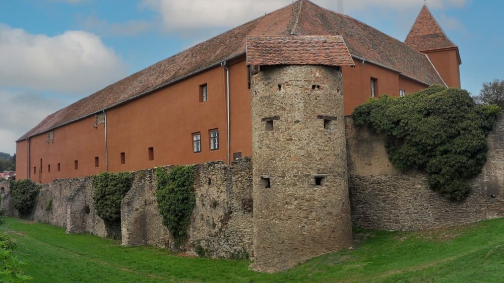 טירת יוּרישיץ׳