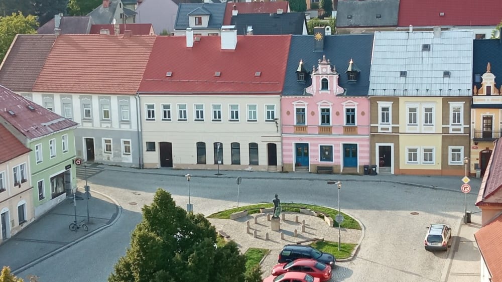 קְלאשְטֶרֶץ נאד אוֹהְרז׳י