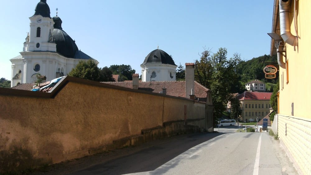 קְרְזְ׳טיני