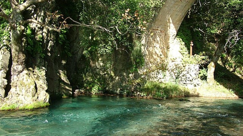 נקיק לוּסיוֹס