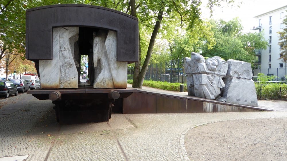 אנדרטת הקרון