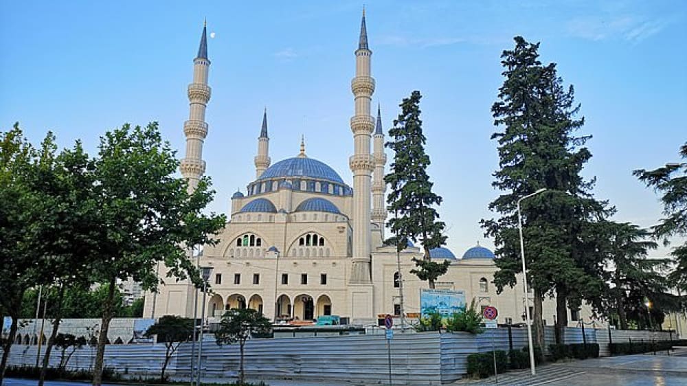 מסגד נָמָזגָה