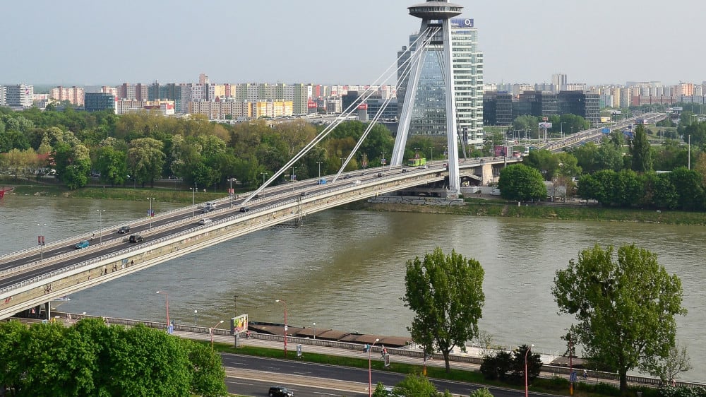 הגשר החדש בברטיסלאבה