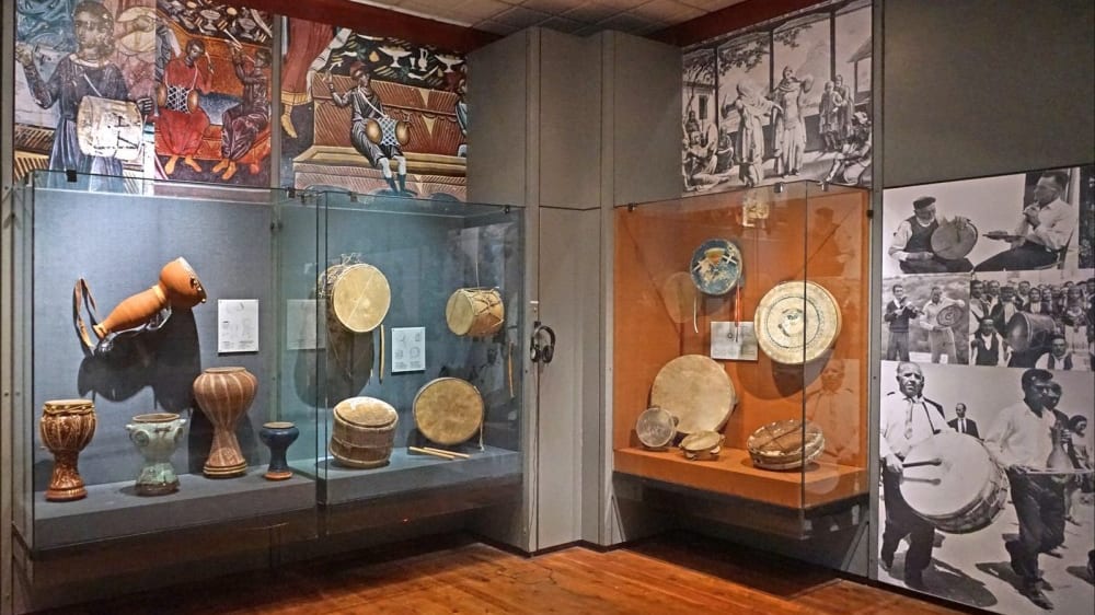 המוזיאון לכלי נגינה יווניים עממיים