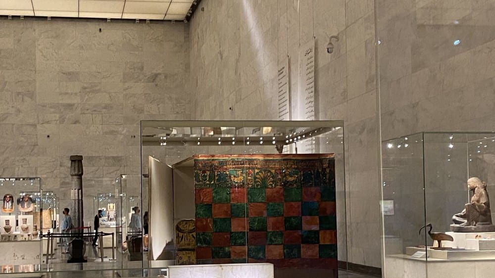 אוהל הטיהור וארון הקבורה של איסֶתֶמחֶבּ השנייה