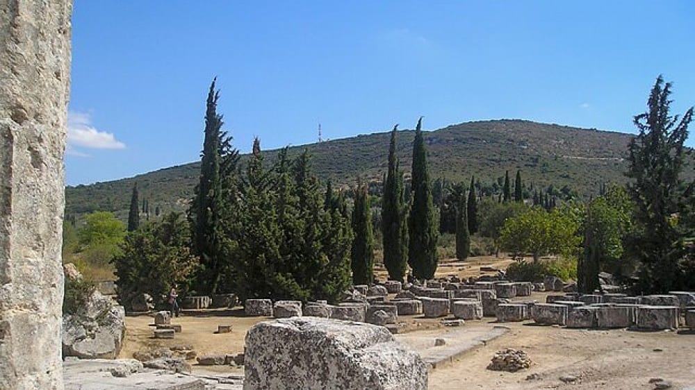 עתיקות נֶמֶאָה