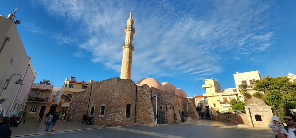 מסגד נֵרָאטְזֶה