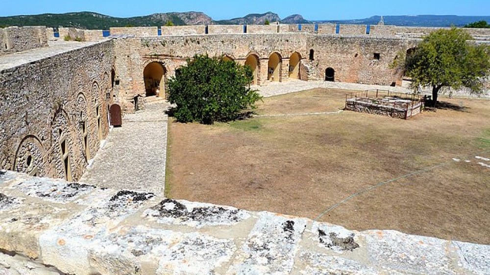 מבצר ניוֹקָסטרוֹ (המבצר החדש של פּילוֹס)