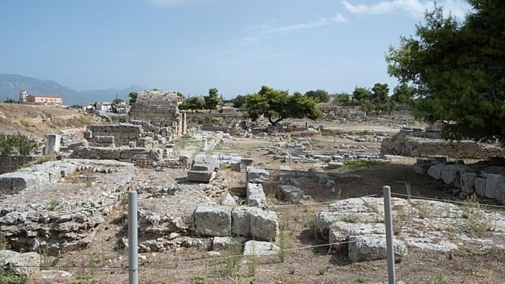 הסטוֹאָה הצפון מערבית