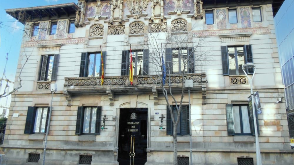 פּאלָאוּ ראמוֹן דֶה מוֹנטאנֶר