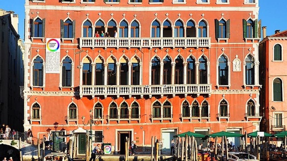 פאלאצו בֶּמבּוֹ