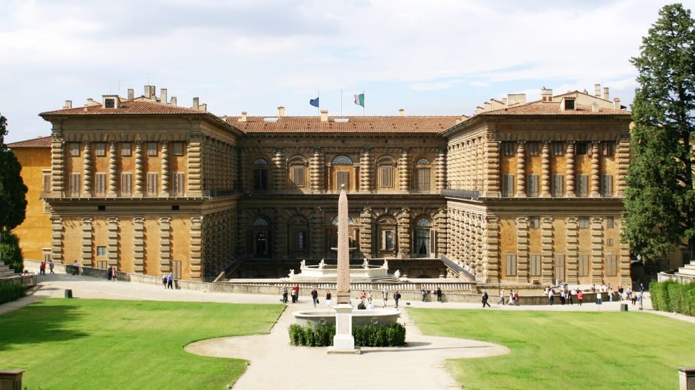 מבט מהגנים אל פאלאצו פיטי