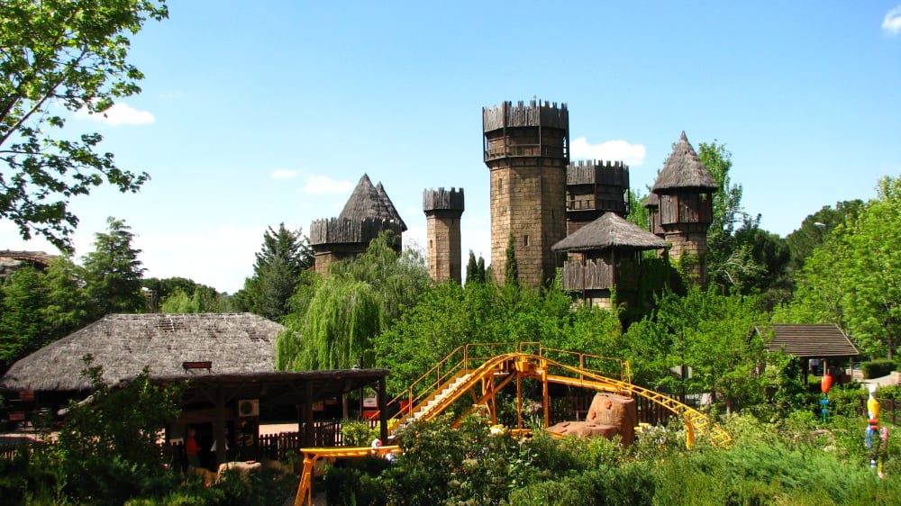 פארק האטרקציות של מדריד (אתר <span class='num-4 poi_bullet_num'></span> ביום זה)