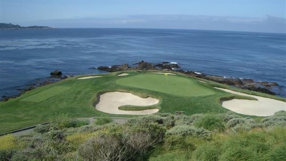 מגרש הגולף פֶּבֶּל בּיץ׳