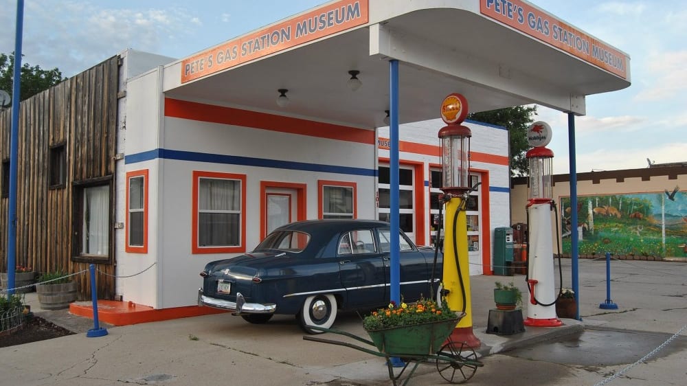 המוזיאון של פיט בתחנת הדלק של כביש 66
