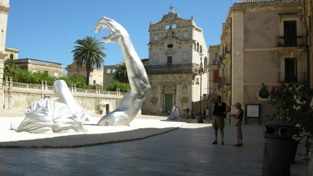 פיאצה דֶל דוּאוֹמוֹ