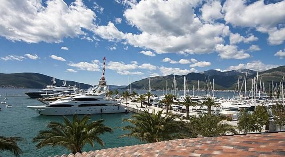 פּוֹרטוֹ מונטנגרו