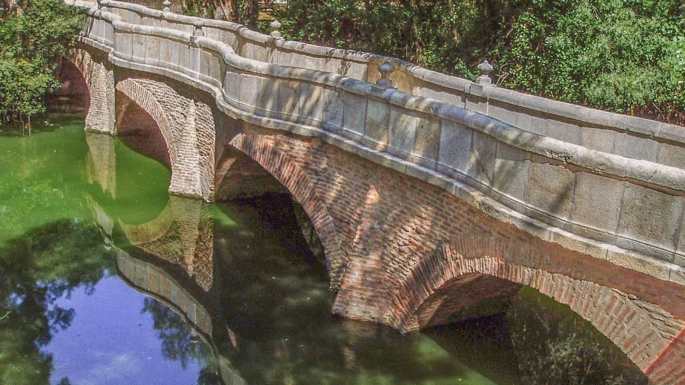 פּוּאֶנטֶה דֶה לָה קוּלֶבְּרָה