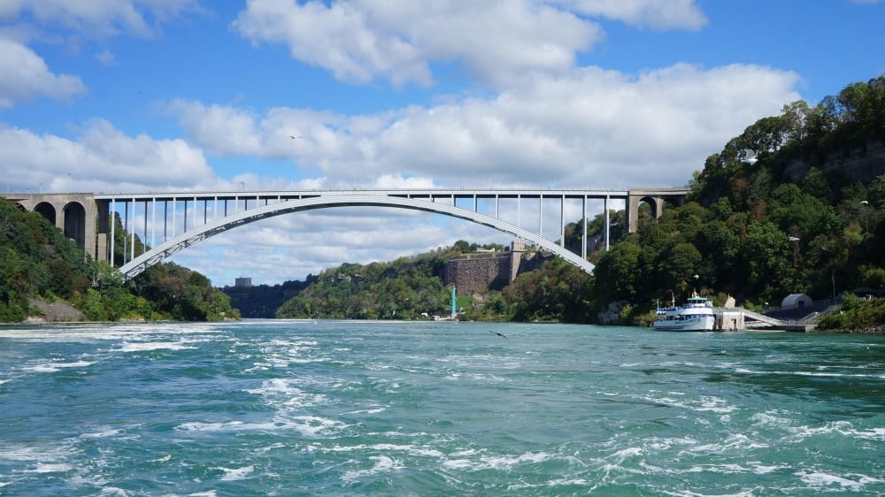 גשר הקשת - קנדה