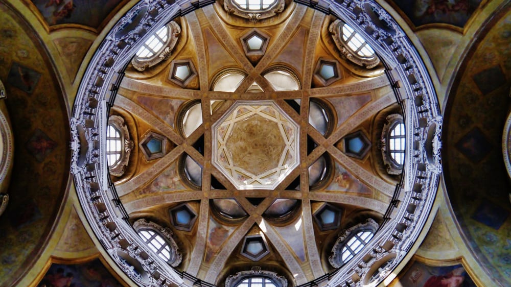 חלקה הפנימי של הכיפה בכנסיית סן לורנצו